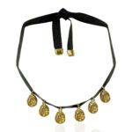 CHOKER FITA PRETA C/ MEDALHAS - Imagem 4