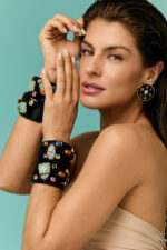 BRACELETE PRETO PEDRAS COLORIDAS - Imagem 2